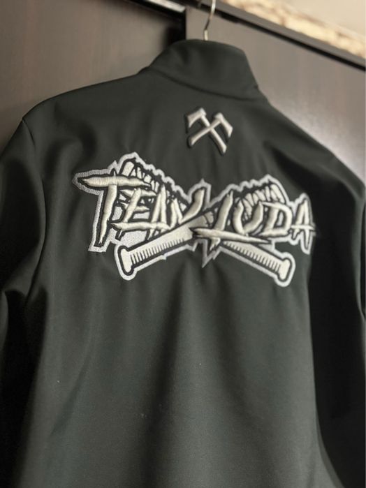 Luda стара коленция дрехи