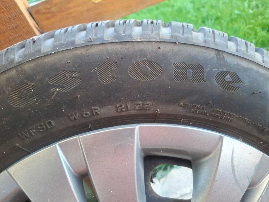 Anvelope de iarna cu jante 185/60 R15 Vw Polo