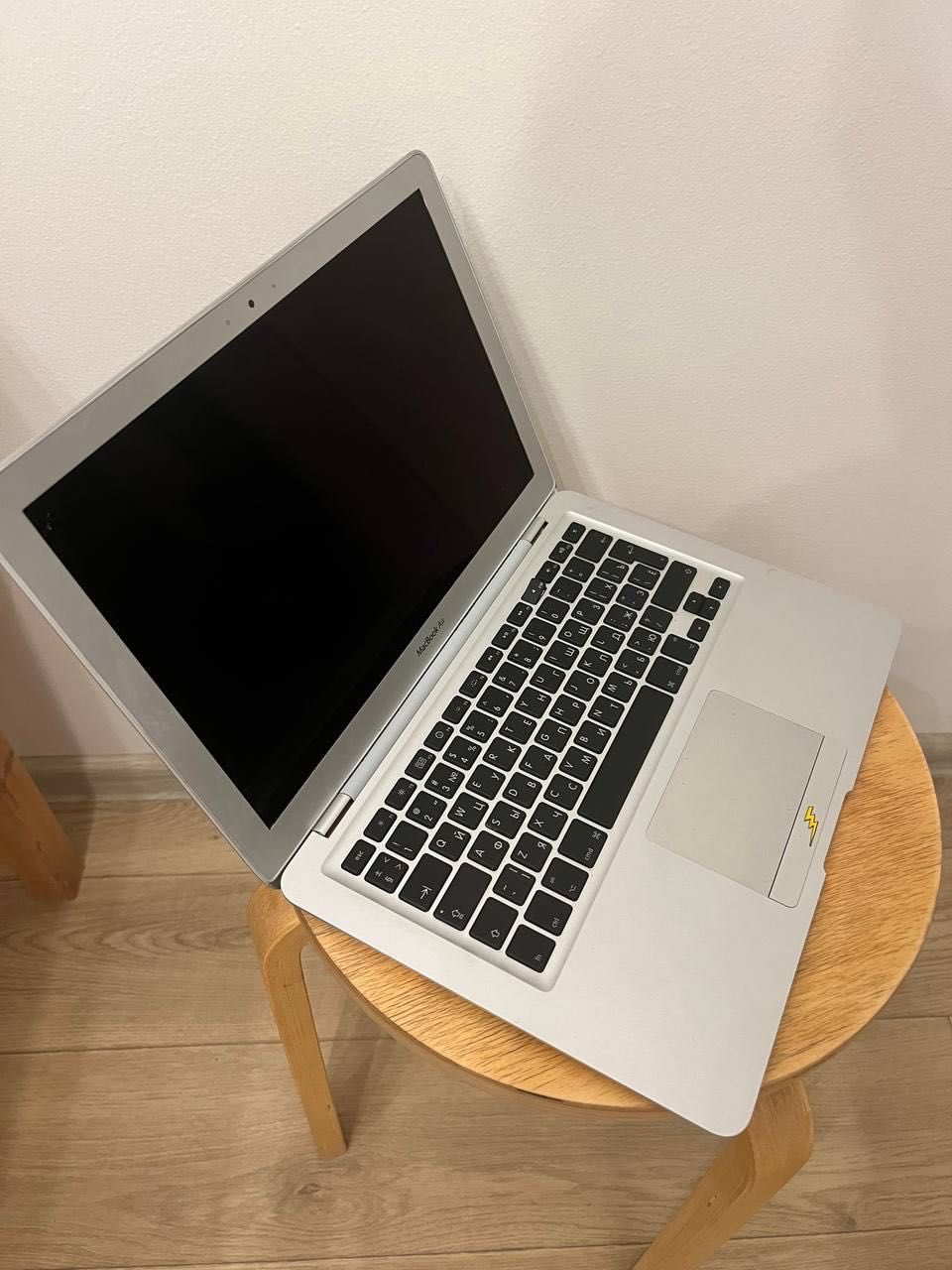 MacBook Air 13" (A1304, Mid-09)