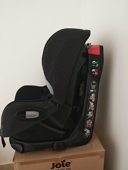 Vând scaun auto Maxi Cosi Axis