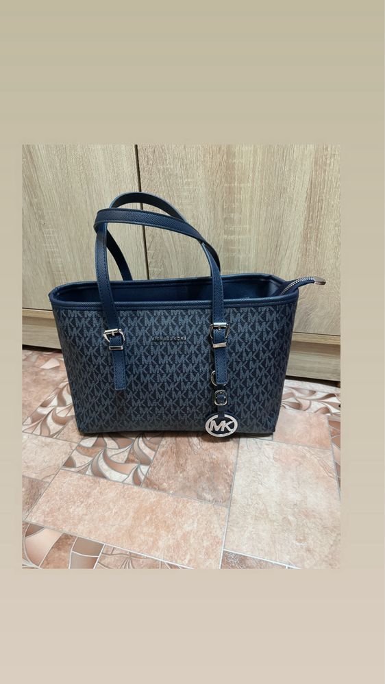 Сумочка Michael Kors