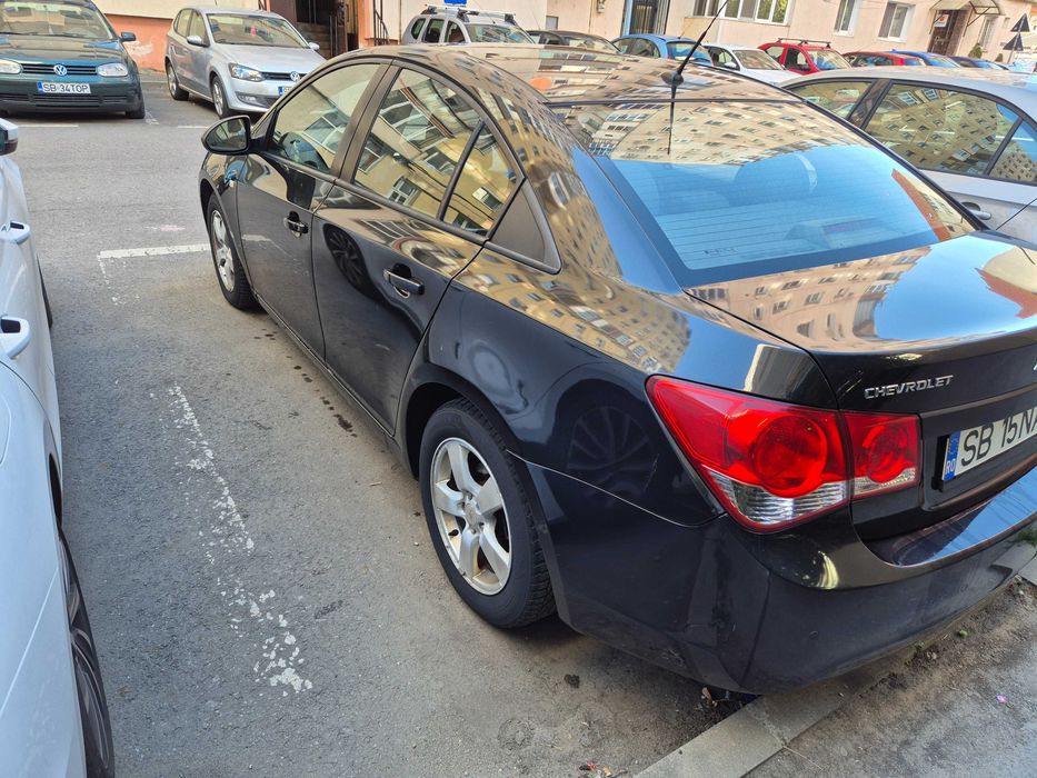 Chevrolet Cruze 1,6 Benzina an fabricatie 2009