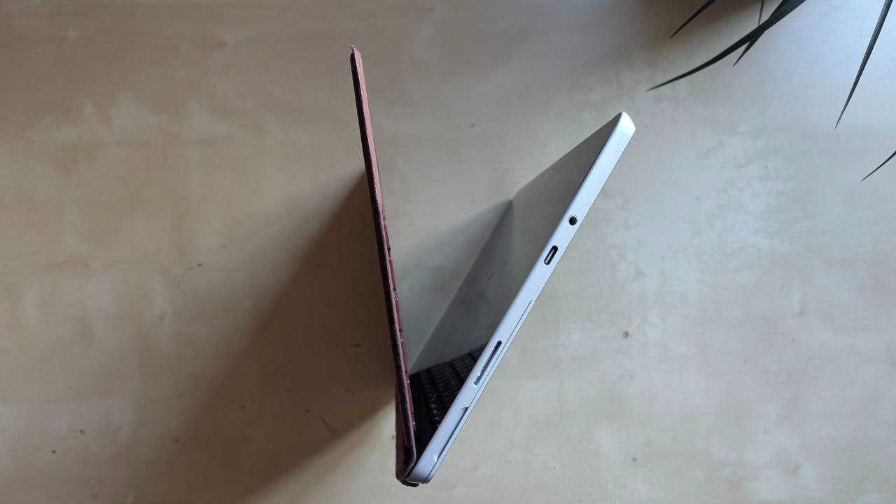 Microsoft Surface Go