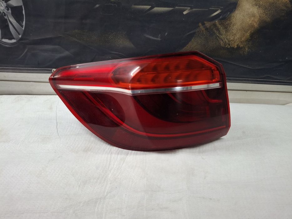 Stop lampa tripla stanga pe aripa BMW X6 F16