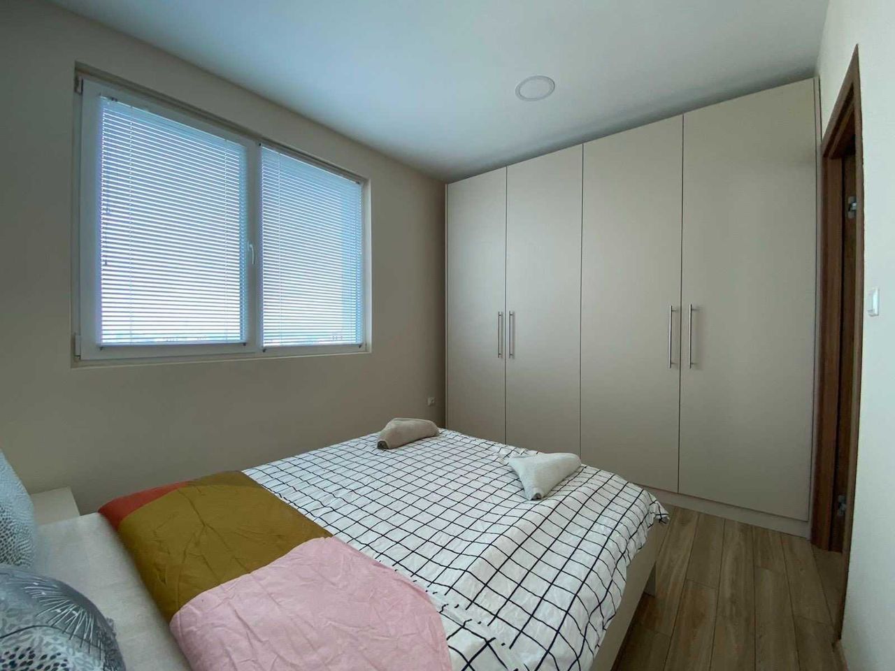 Дава се под наем Хотел в София, Студентски град - 75 кв.м за 38.25 € - Снимка #4