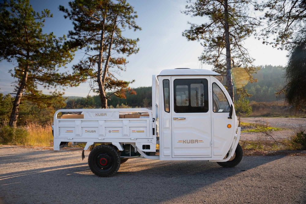 Triciclu electric KUBA E-KAMYONET cu cabina 25 KM/H