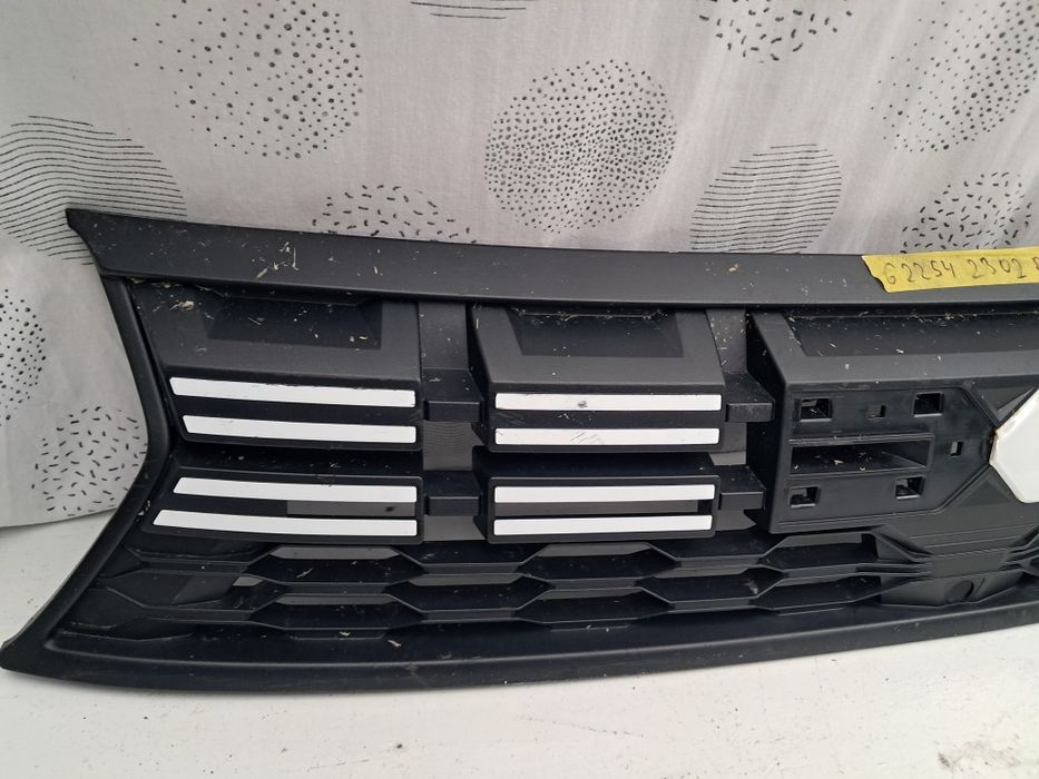 Грил решетка Dacia Duster 2 160Лв