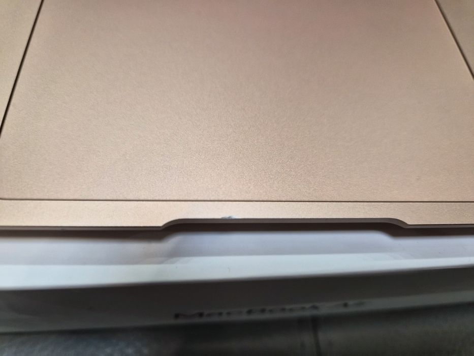 MacBook Air 13 inch  М1 чип, rose gold, 256 GB SSD, 8 GB RAM-ЗАПАЗЕН!