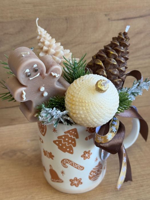 Коледна аранжировка са ароматни соеви свещи