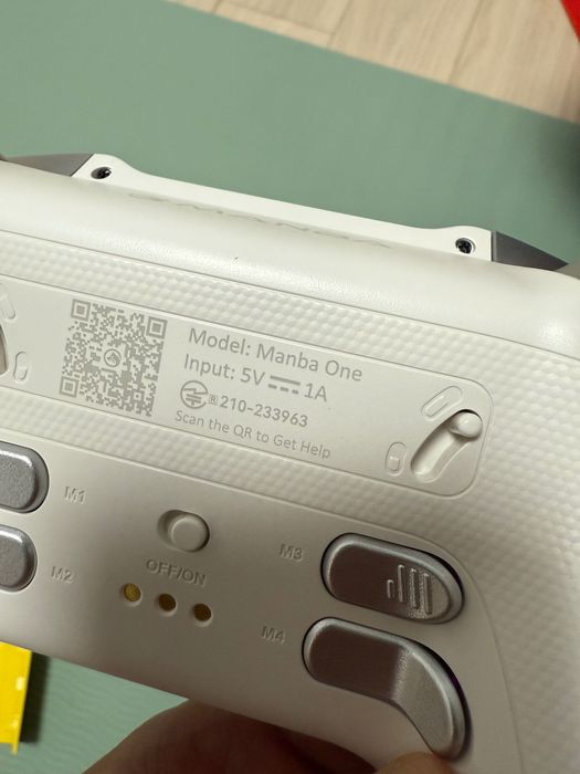 геймпад Mamba one, Геймпад Flydigi Apex 3 Elite