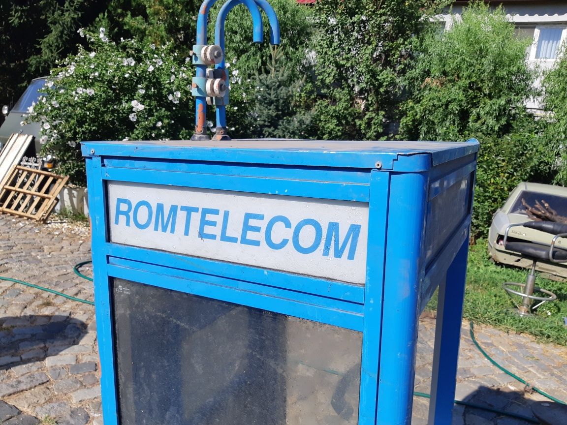 Telefon public cabină