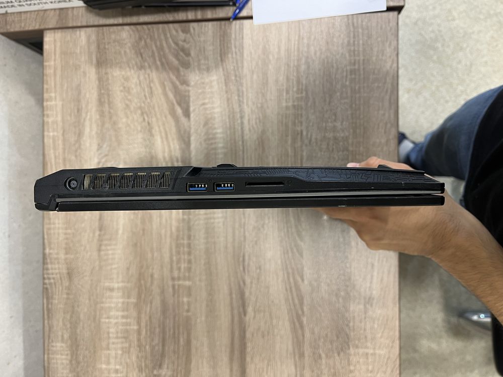 Msi GP75 i7 9750h