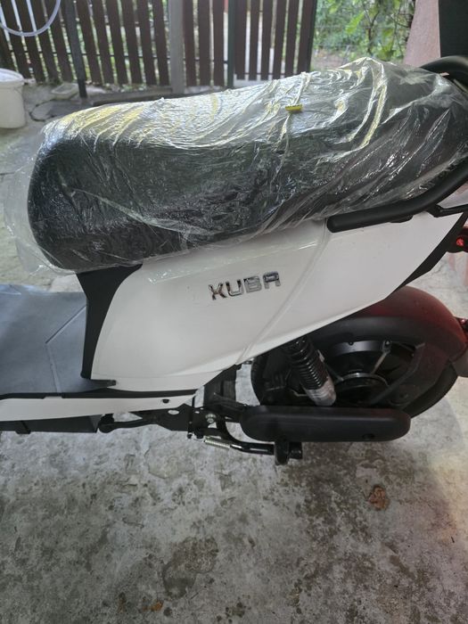 Vand scuter electric fara permis