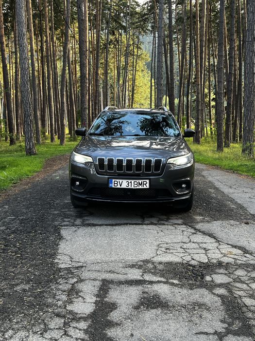 De vănzare:Jeep Cherokee 2.2 Diesel