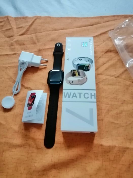 Часы браслет продам