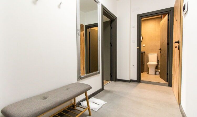 Продава се Двустаен апартамент в Пловдив, Коматевски възел - 81 кв.м за 2088 €/кв.м - Снимка #7