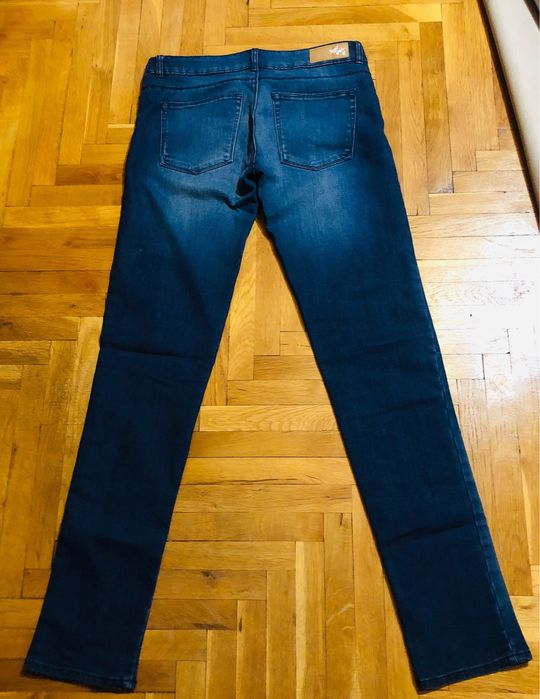 продавам дънки,спортни панталони