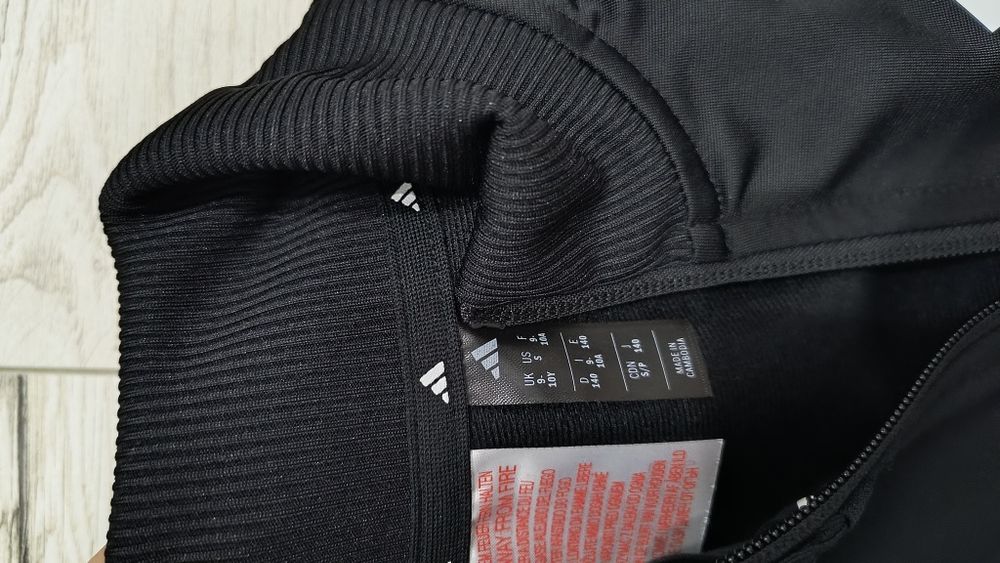 Hanorac Adidas nou, băieți 9-10ani