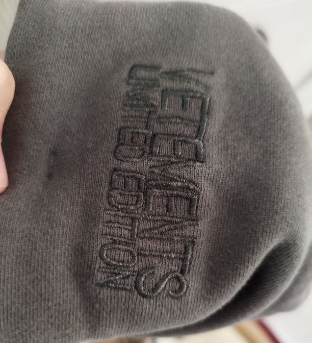 Vetements genetically modified