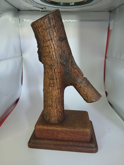 Sculptura în lemn,unicat,realizata de un soldat în 1946.