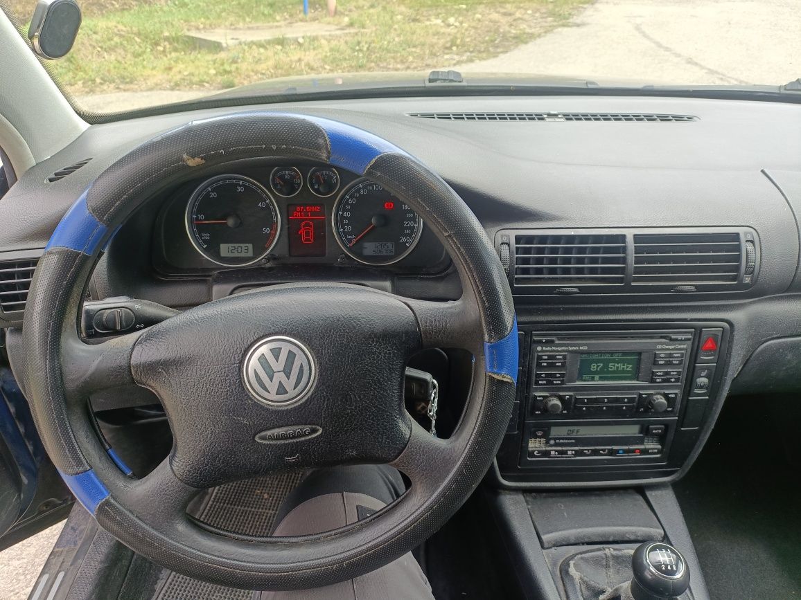 Vand passat b 5 . 5 1.9 tdi  itp Nou