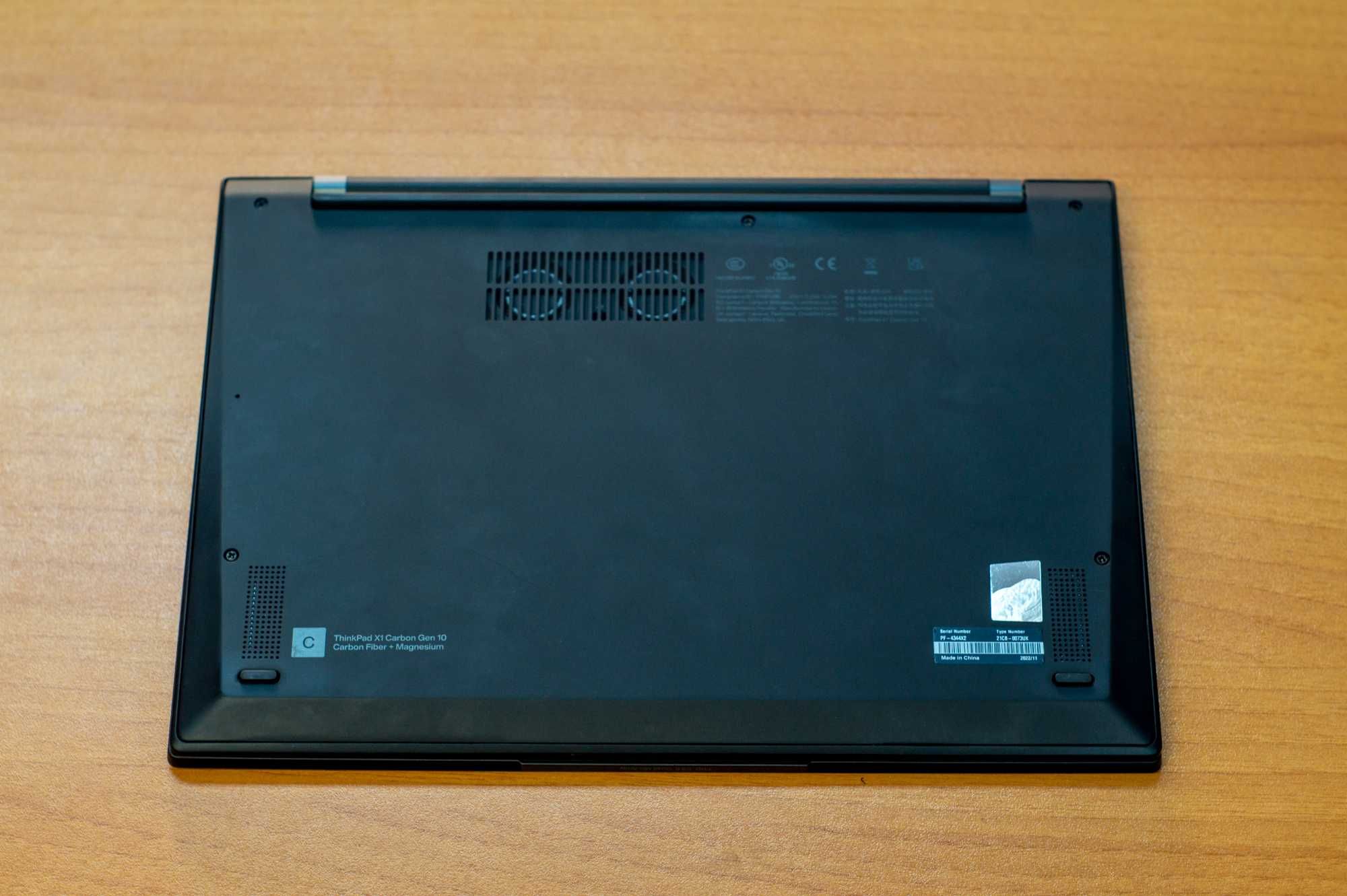 Lenovo ThinkPad X1 Carbon Gen 10 / i5-1240P / 16GB / 512GB / Touch