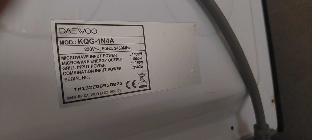 Cuptor cu microunde Daewoo KQG-1N4A