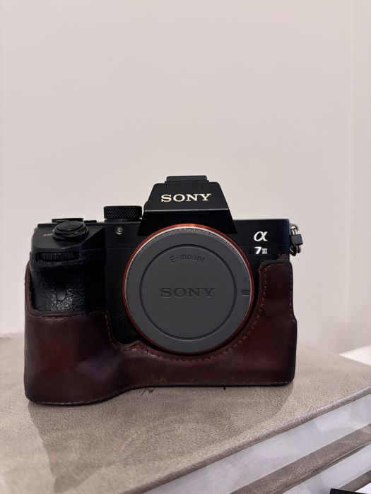 Sony a 7 iii, Sony 35mm 1.8, flash godox TT350s