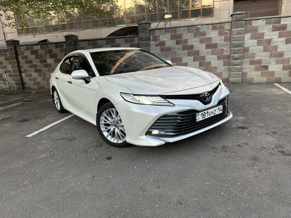 Toyota Camry 70 макс компл 50.000км