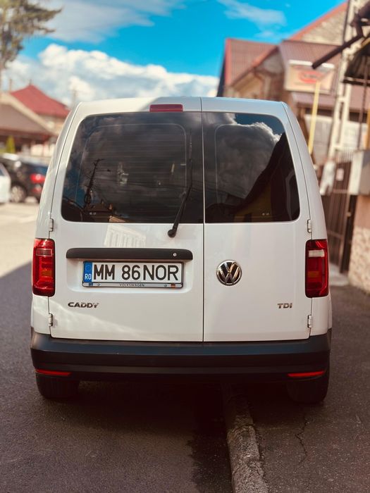 De vânzare VW Caddy 5 locuri