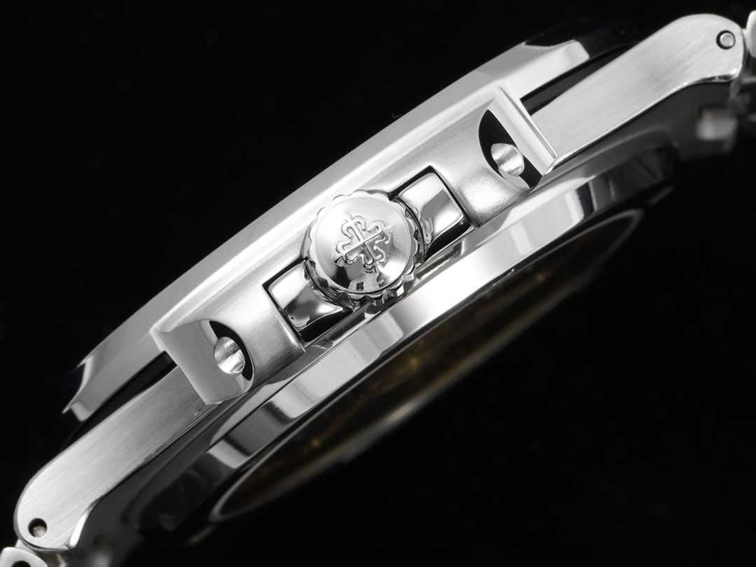 Ceas bărbătesc Patek Philippe Nautilus Ruby Bezel