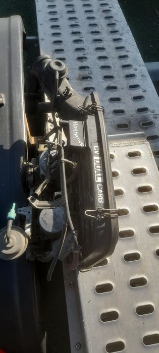 vând generator curent