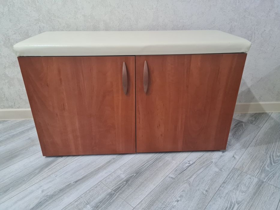 Продам тумбу-туалет для кошек