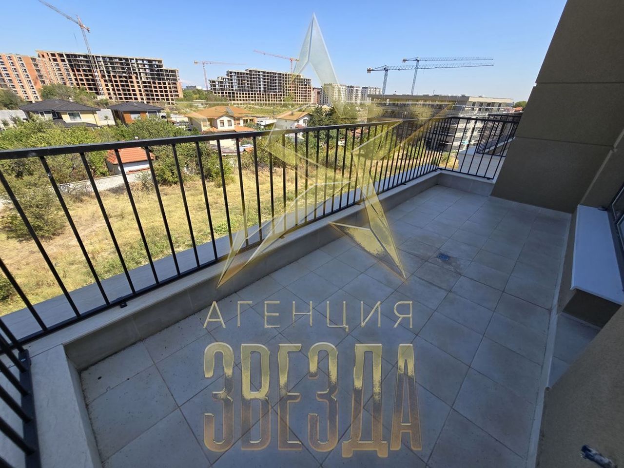 Продава се Едностаен апартамент в Пловдив, Южен - 44 кв.м за 1098 €/кв.м - Снимка #2
