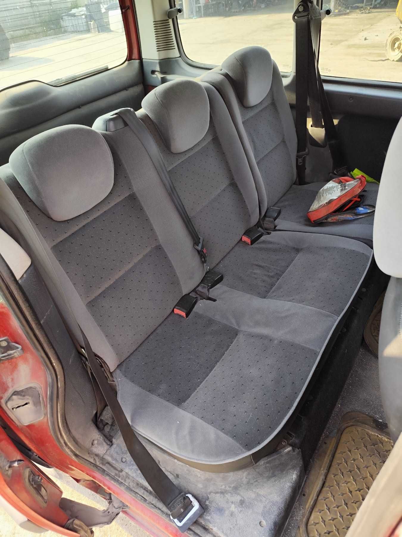 Peugeot Partner 2.0HDI - 90к.с - 2001г. на части