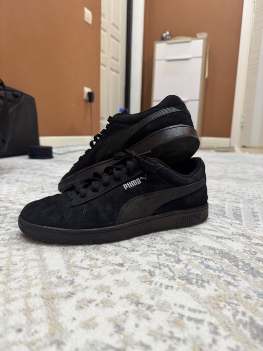 Продаетчя Puma кроссовки оригинал