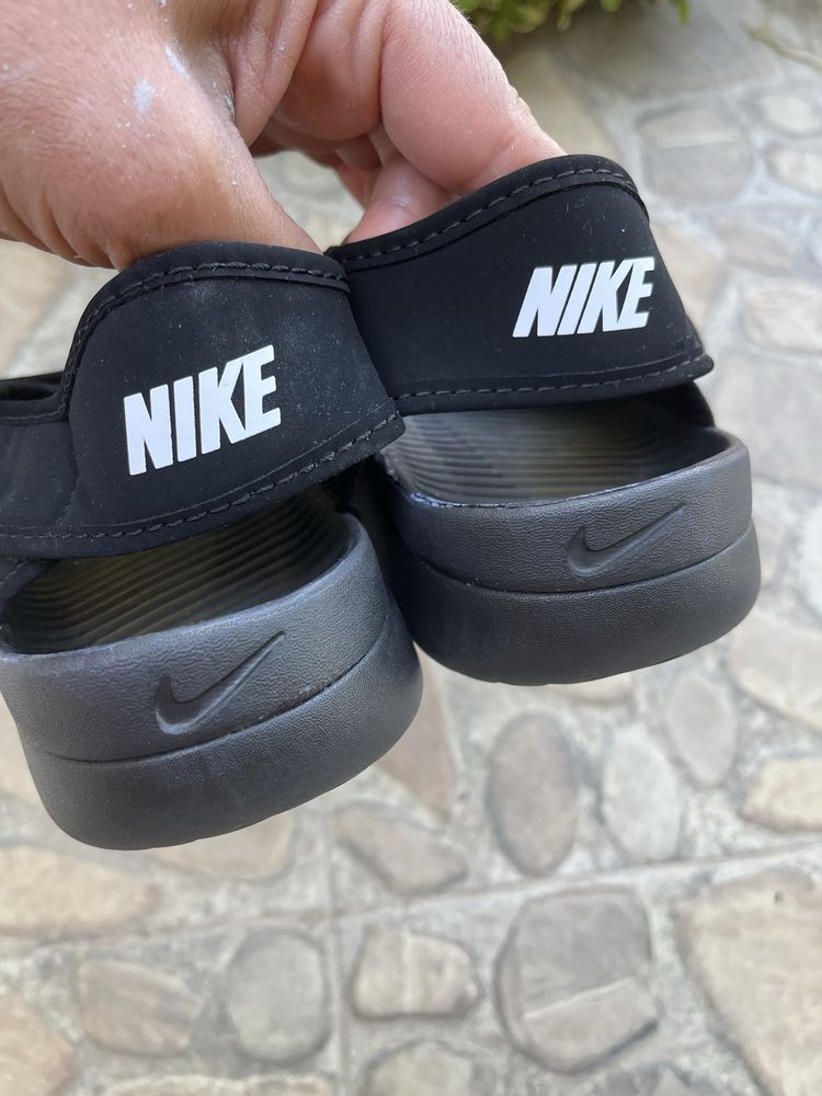 Юношески сандали Nike