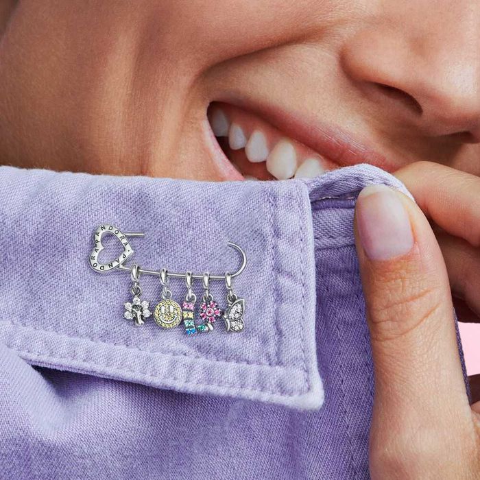 Brosa Pandora si talismane compatibile colectia Me, noi!