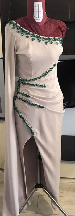 Rochie bej cu pietre