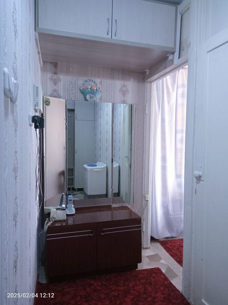 Продаю -1-ю.кв. на 3 мкр.