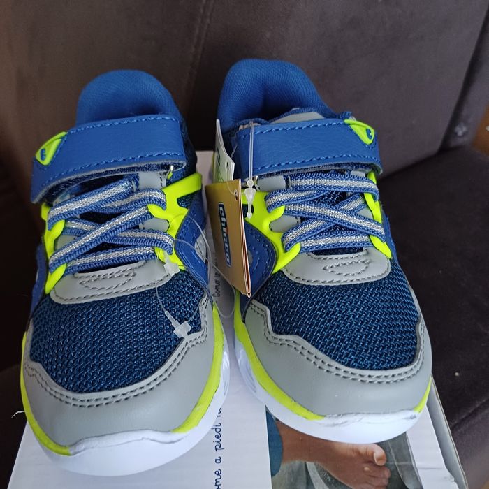 Încălțăminte sport chicco noi cu luminite 26