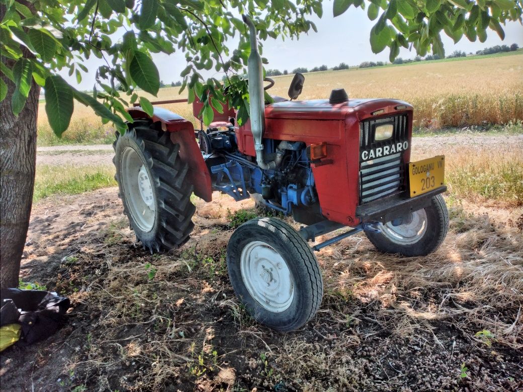 Tractor carraro cu carte de România