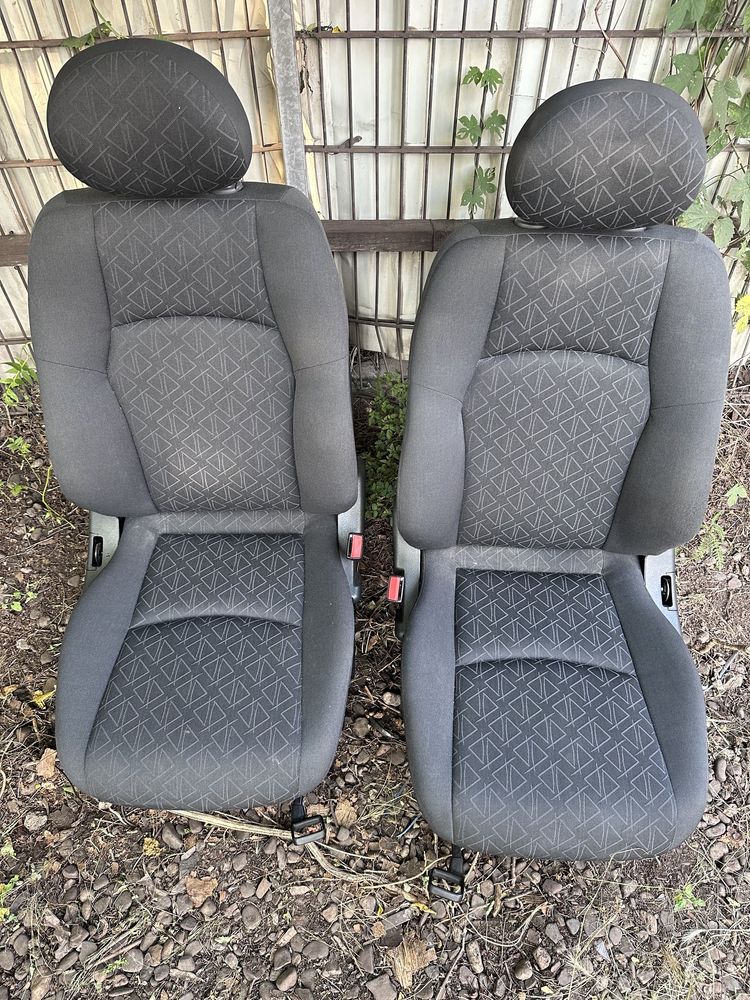 Интериорни Седалки Mercedes C200 CDI/W203 2003 Година