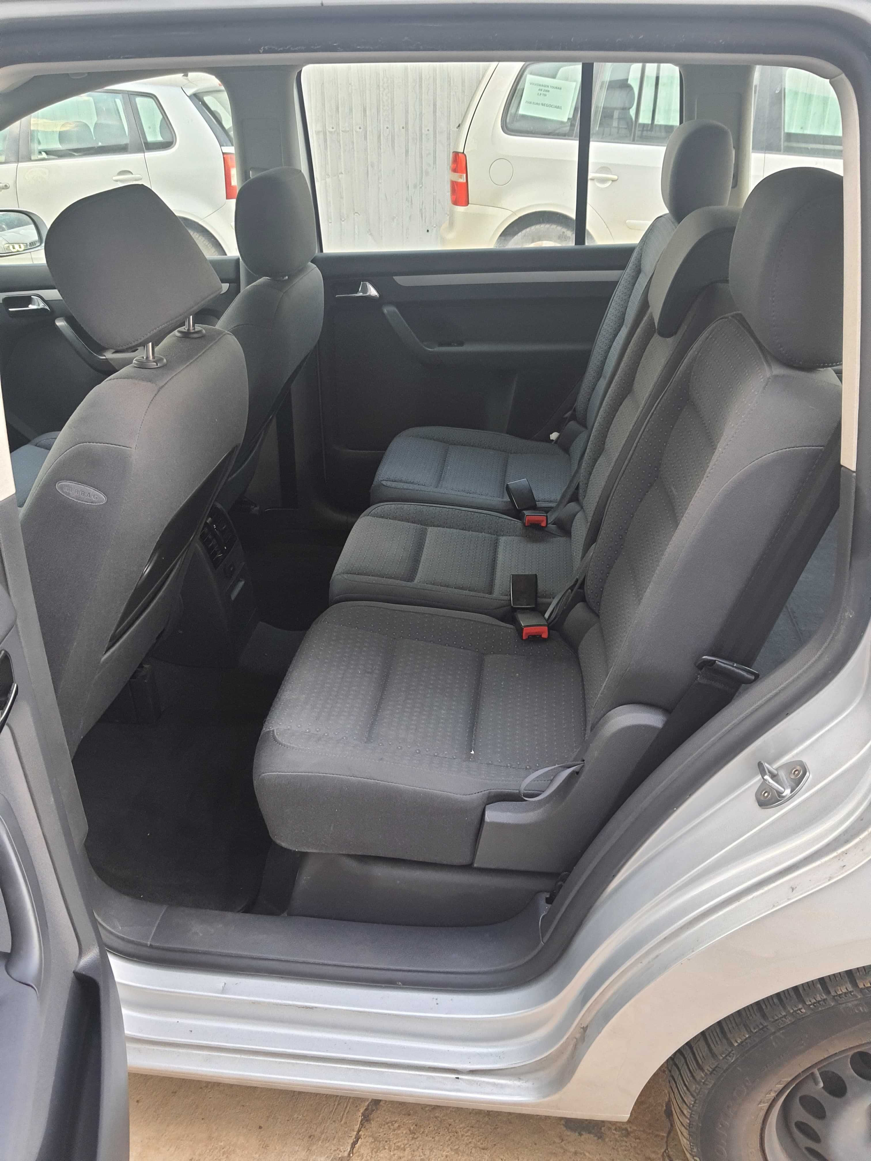 Vand VW Touran 1.9 tdi recent adus din Germania