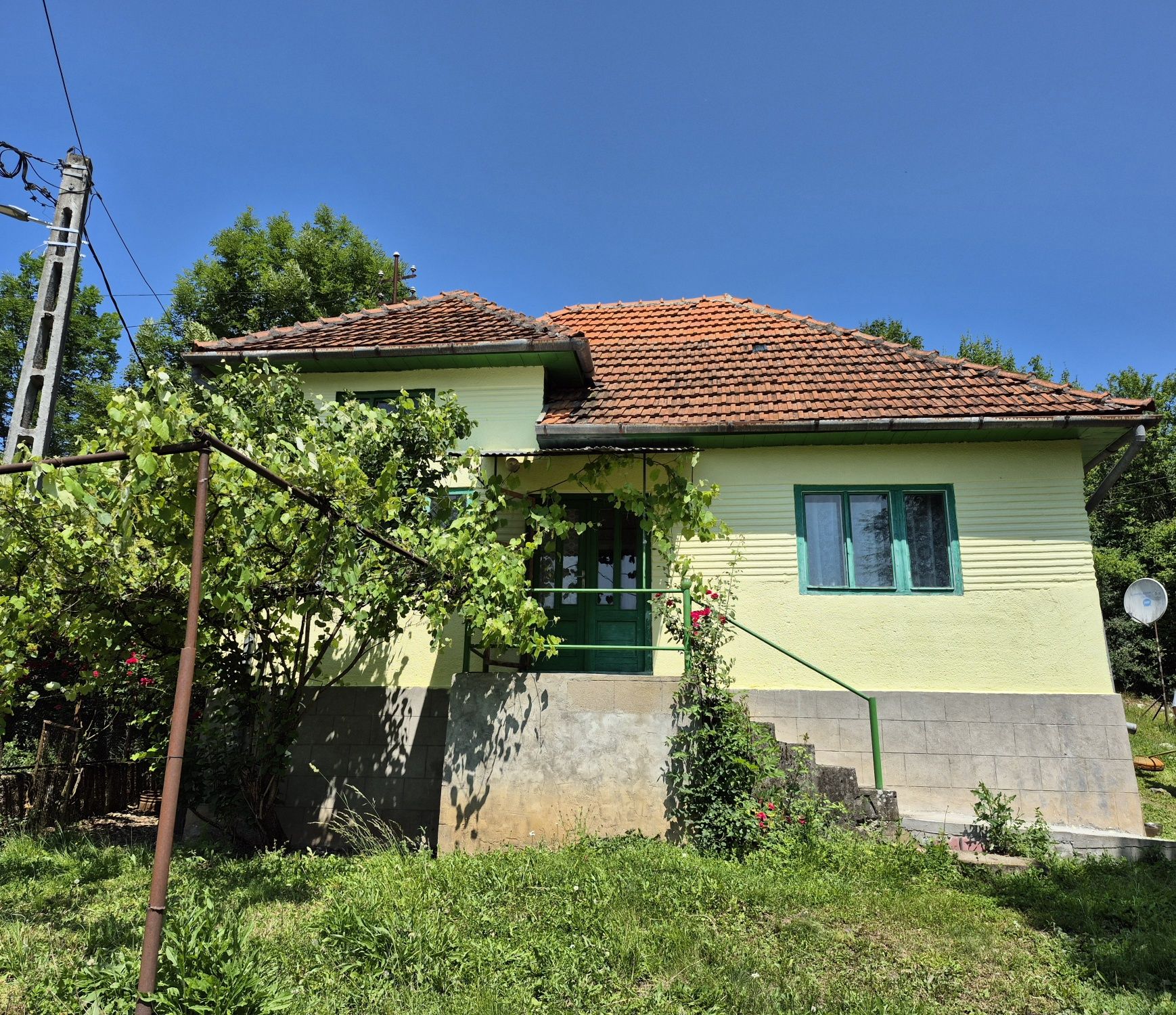 Vand casa + teren Sat Pestere Baita jud Hunedoara