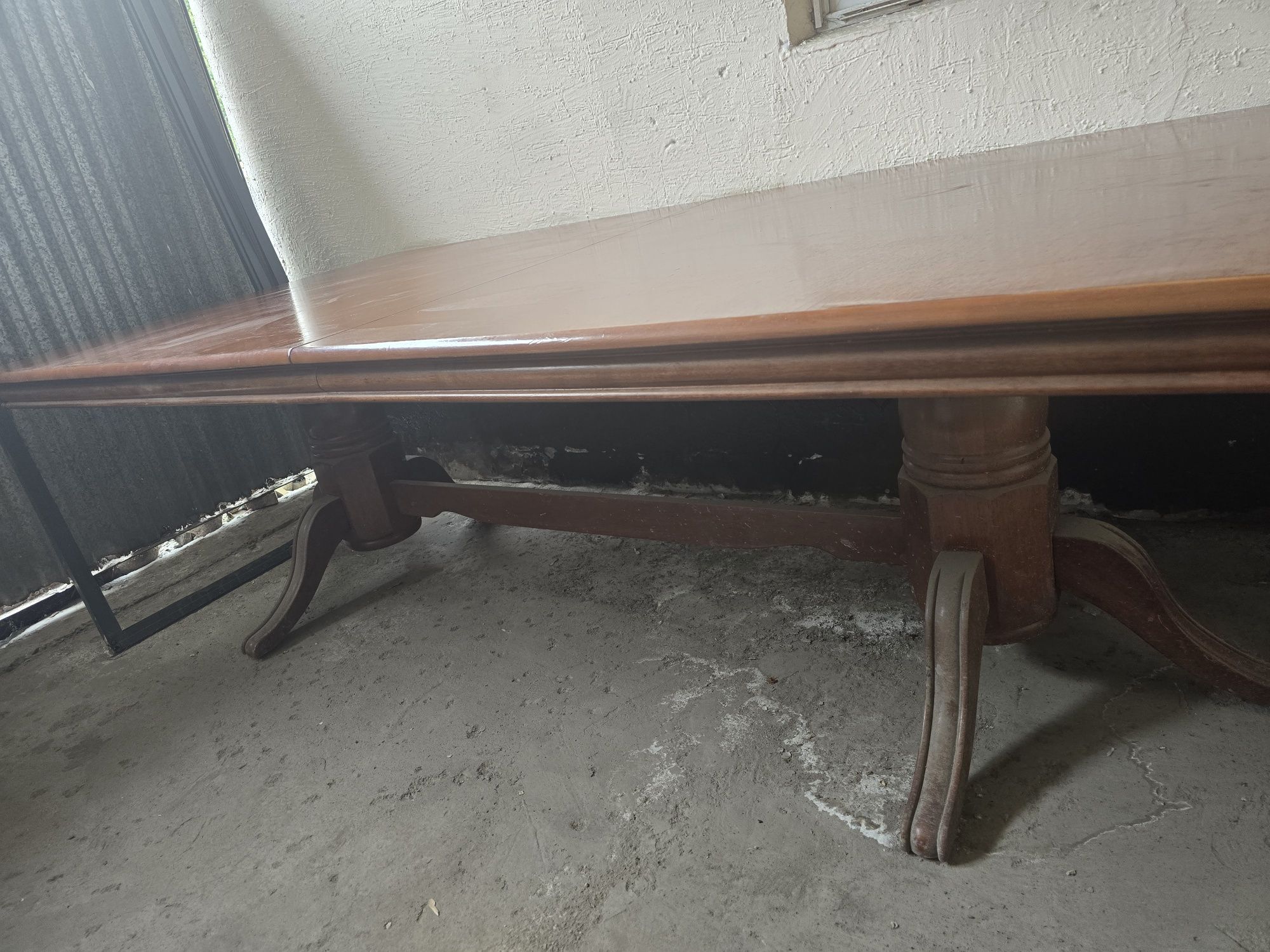 Продам стол и стулья