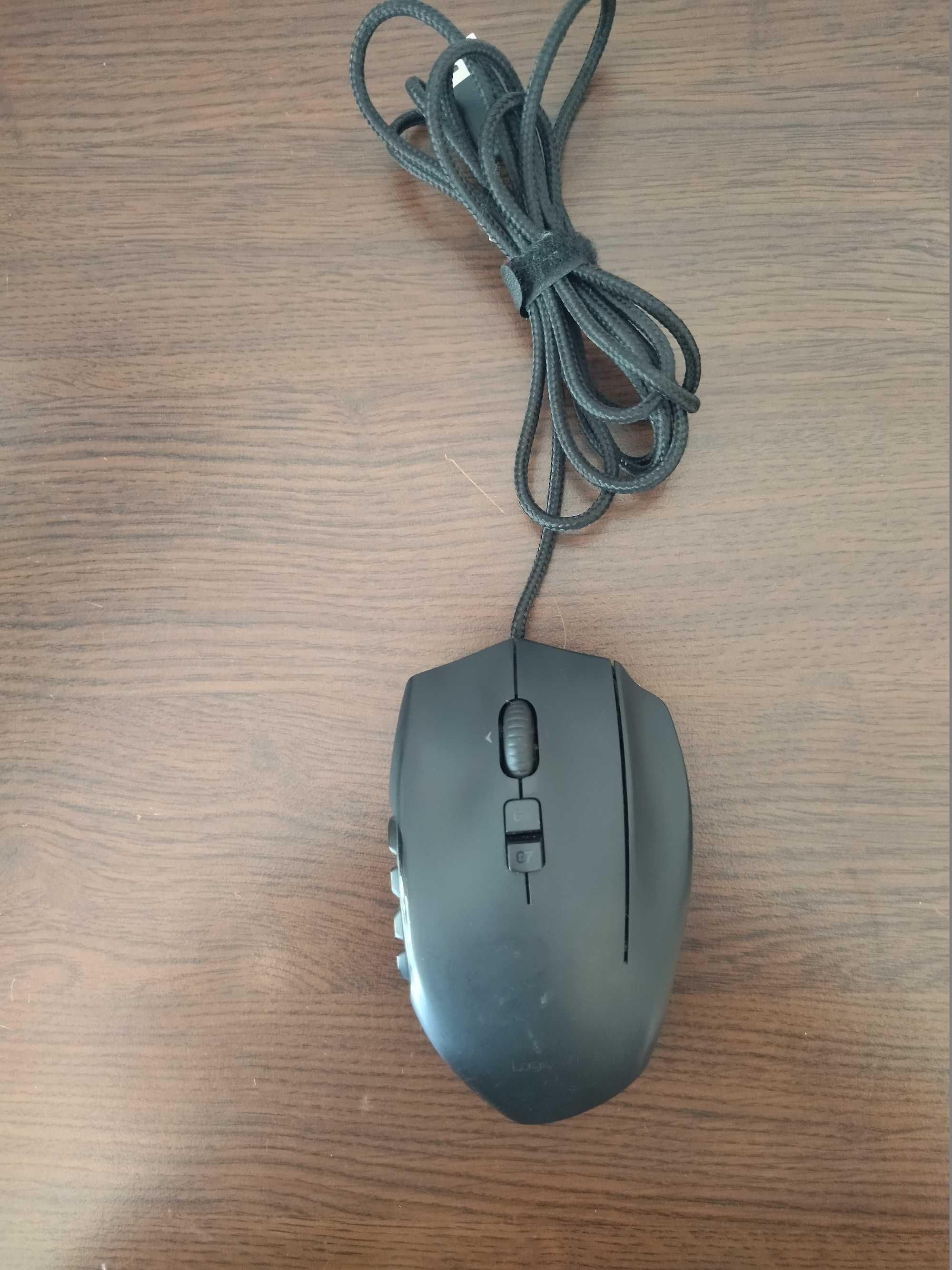 Продавам геймърска мишка Logitech G600 MMO