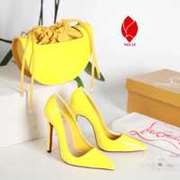 Louboutin set pantofi+geanta