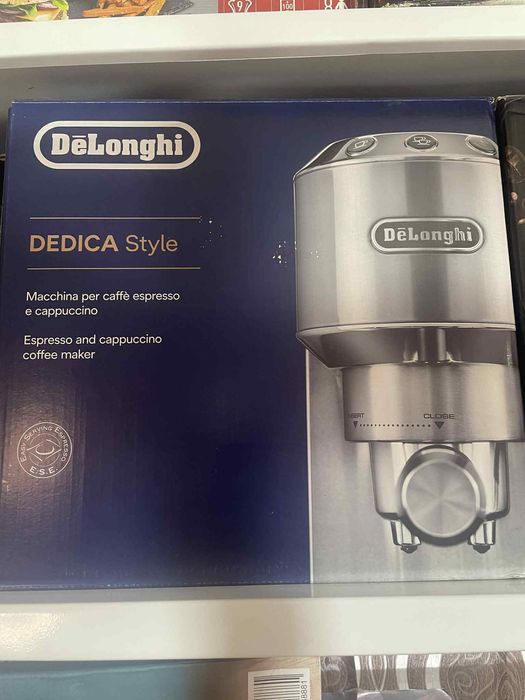 Еспресо машина DeLonghi Dedica Style EC 685, 15 bar, 1350 W, Slim,