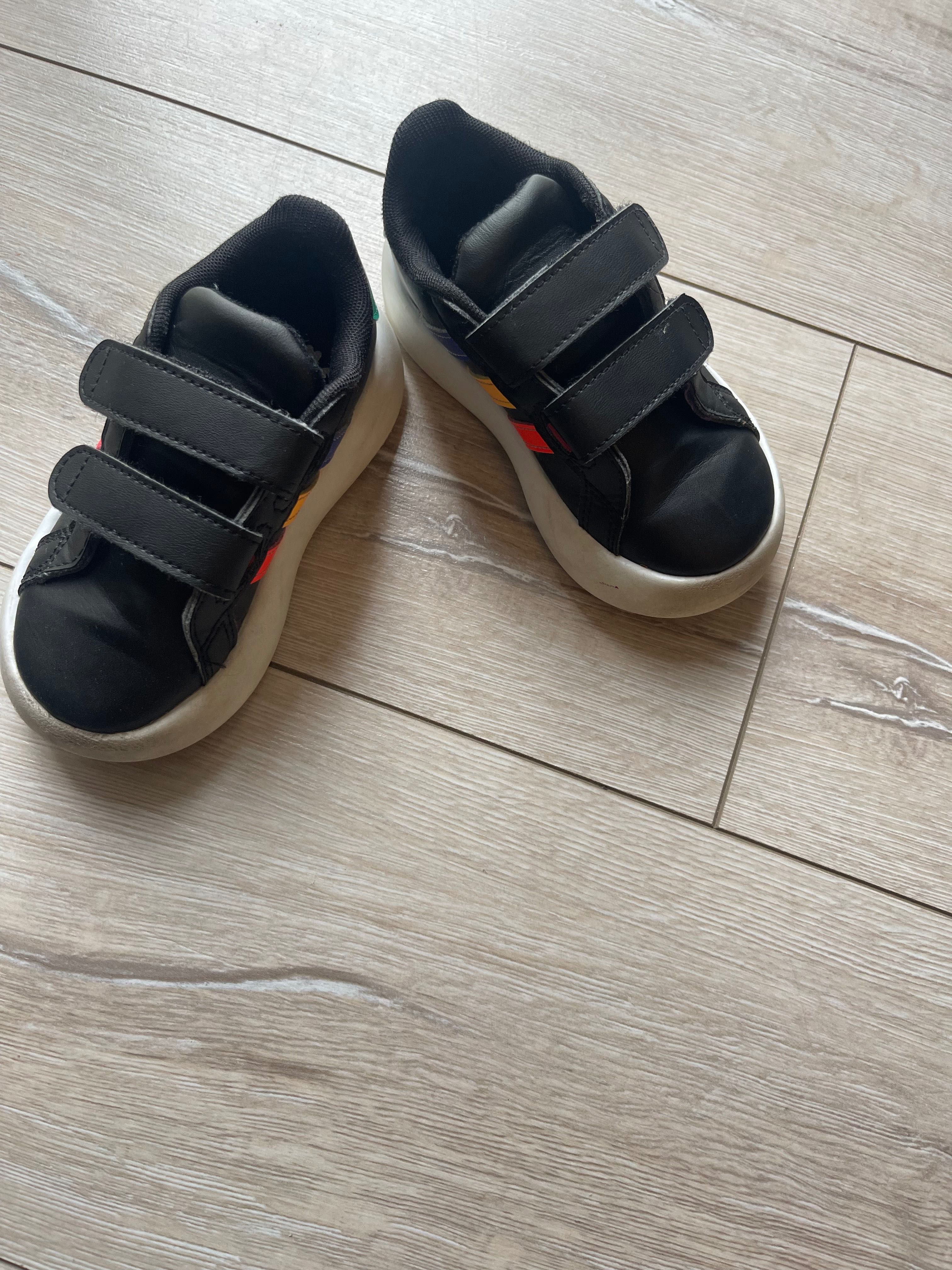 Маратонки  Adidas